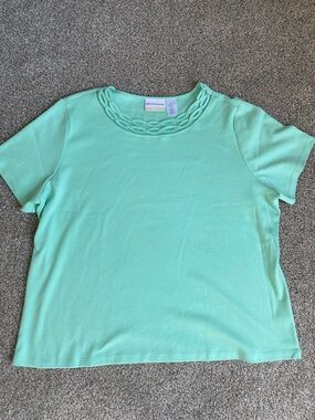 Alfred Dunner Mint Green Short Sleeve Top with Braided Necklace Trim